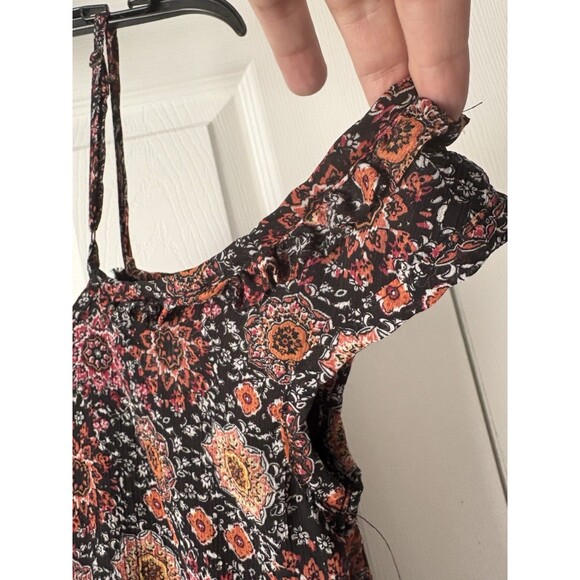XHILARATION Romper Cold Shoulder W/ Straps Shorts Black Red Floral  Romper Leg - Picture 6 of 6